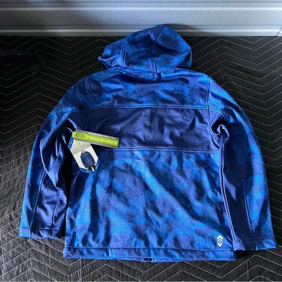 ***NWT*** Boy’s Free Country Soft Shell Jacket - Picture 2 of 5